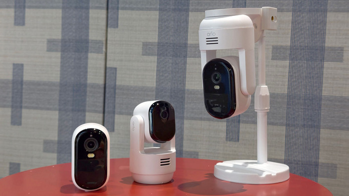 Arlo Essential 3rd Gen, Arlo Essential Pan Tilt Indoor & Arlo Essential Pan Tilt Camera