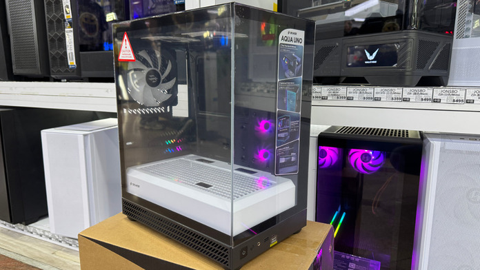 Okinos Aqua Uno, mATX, 電腦機箱