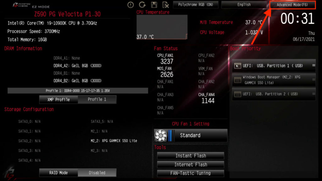 1. 以 ASRock 主機板為例，按著 F2 掣開機進入 UEFI ，並進入 Advanced Mode 進階模式；