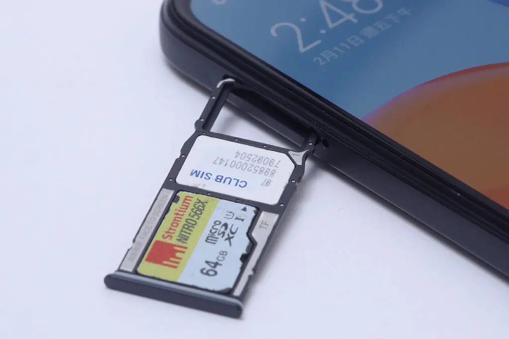 Redmi Note 11 速試平玩四鏡真三卡- PCM