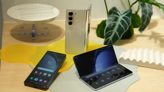 Samsung Galaxy Z Fold 5 首爾上手試高質高效堅固大摺正式降臨- PCM