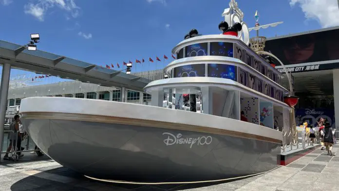 海港城 Disney 100 打卡位 + 聯乘Gadgets 公開
