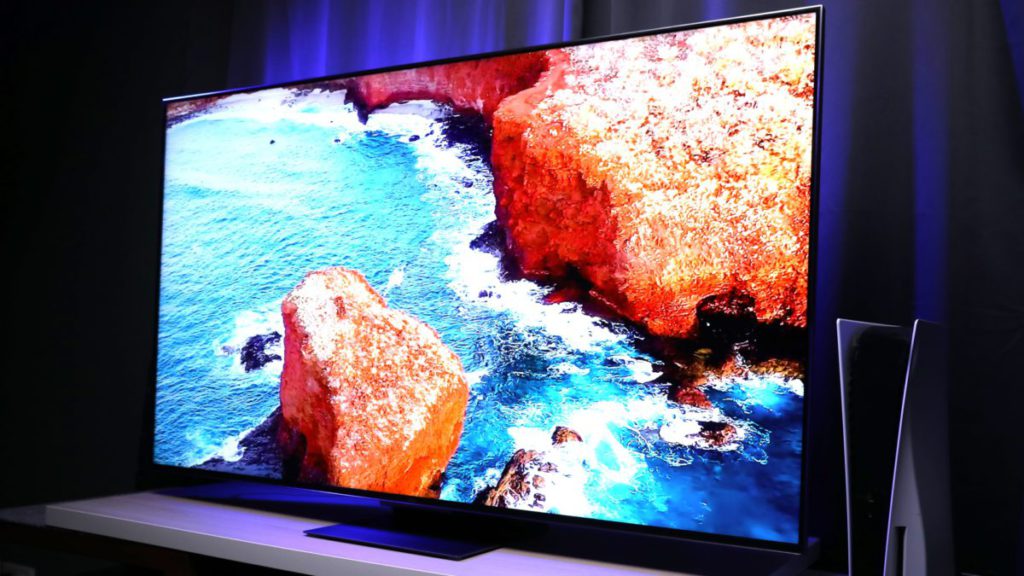 如果打算在今年換電視的話，重點應該放在面板技術、亮度、對比、處理器效能、智慧系統與音效表現上，而不用理會是否採用新的 HDR 格式。