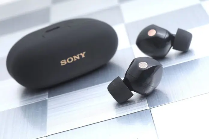 不殘酷對決!! Sony WF-1000XM5 vs WF-1000XM4 點揀好？ - PCM