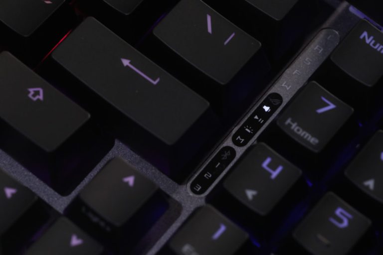 信仰鍵盤全新昇華 ROG Azoth．Strix Scope II 96 Wireless 開箱 - PCM