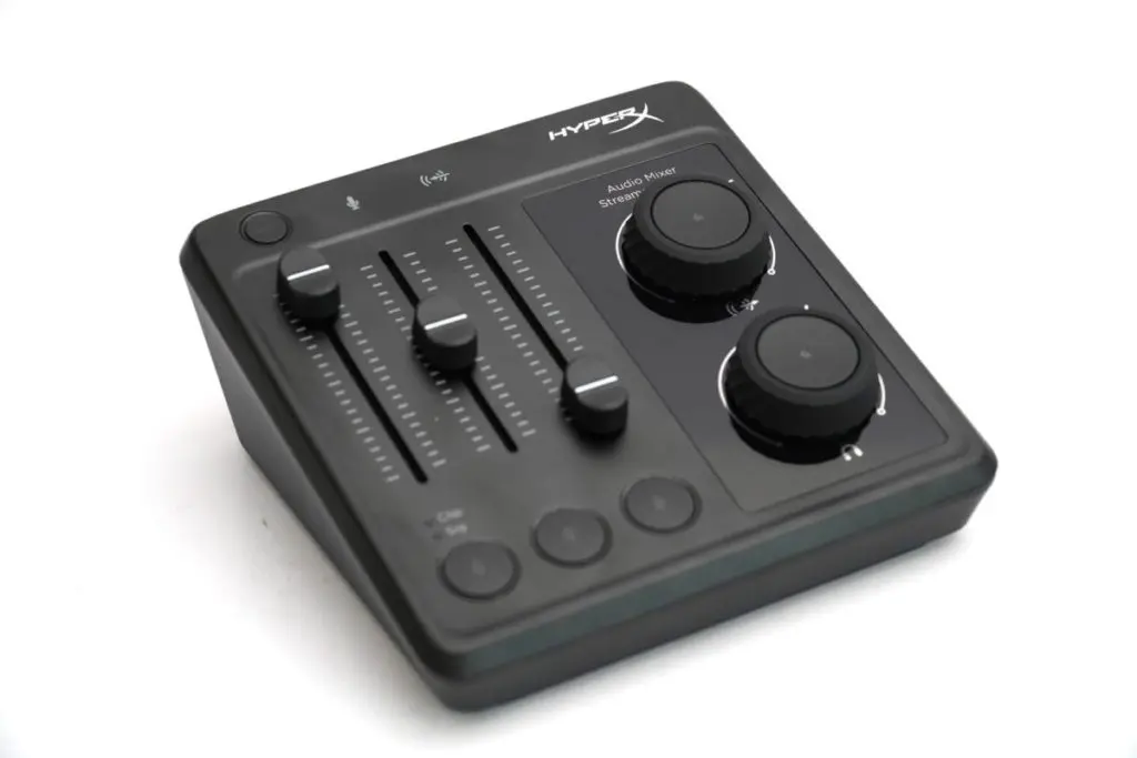 HyperX Audio Mixer XLR 三源混音器- PCM