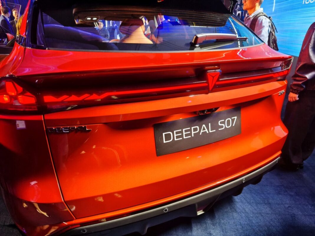 L2 輔助駕駛 + Euro-NCAP 五星安全認證 深藍汽車 DEEPAL S07 在港開售 - PCM