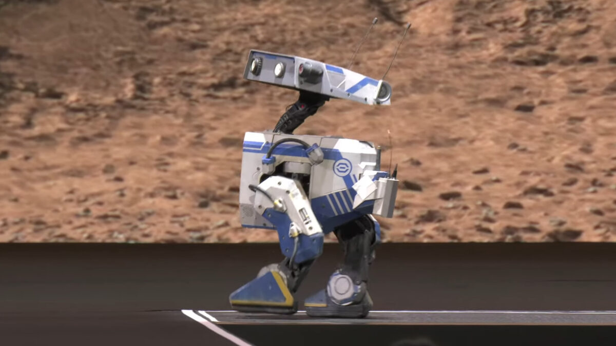 【NVIDIA GTC 2025】機器人 BLUE 動作流暢 亂入黃仁勳演講 - PCM