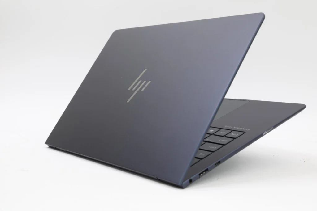 Copilot x HP AI Companion・商務智選HP EliteBook Ultra G1i - PCM