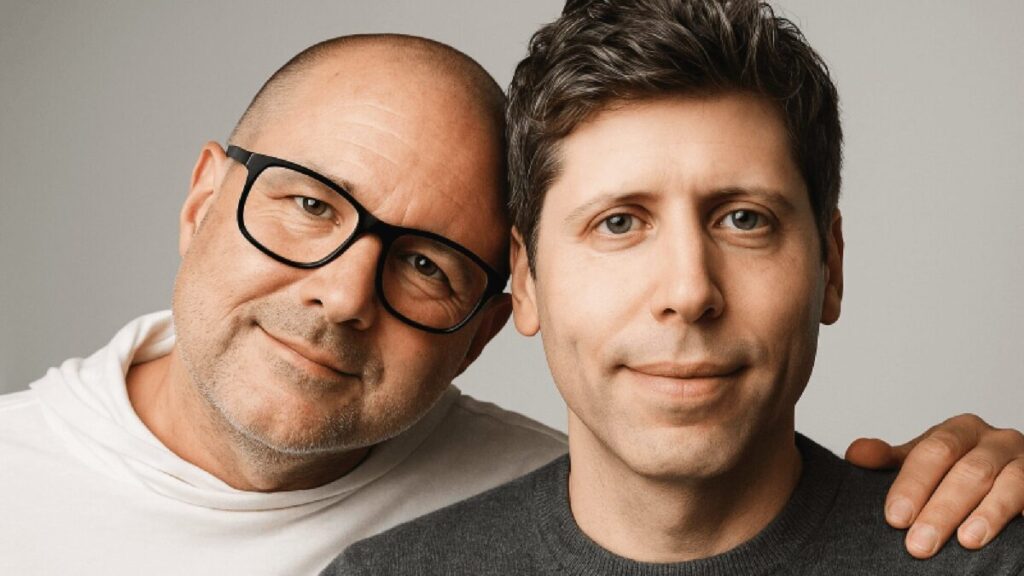 OpenAI 與 Jony Ive 近年積極發展 AI 硬件,並成為 io 公司,被指積極招攬 Apple 員工跳槽。
