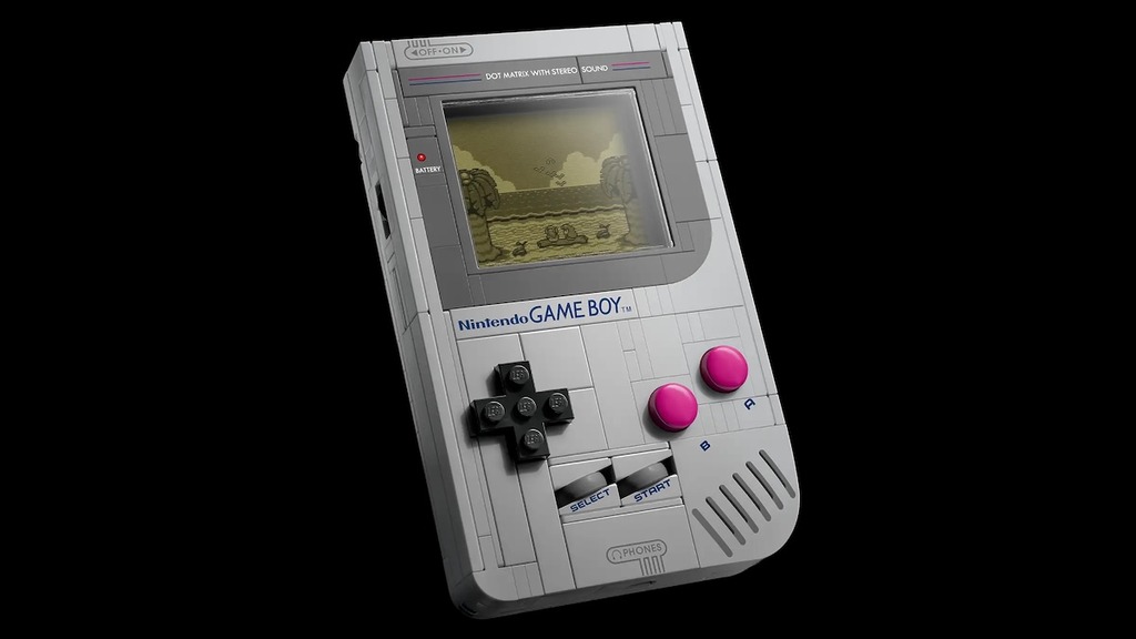 向任天堂致敬的 LEGO Game Boy，接近 1:1 大細的機身。