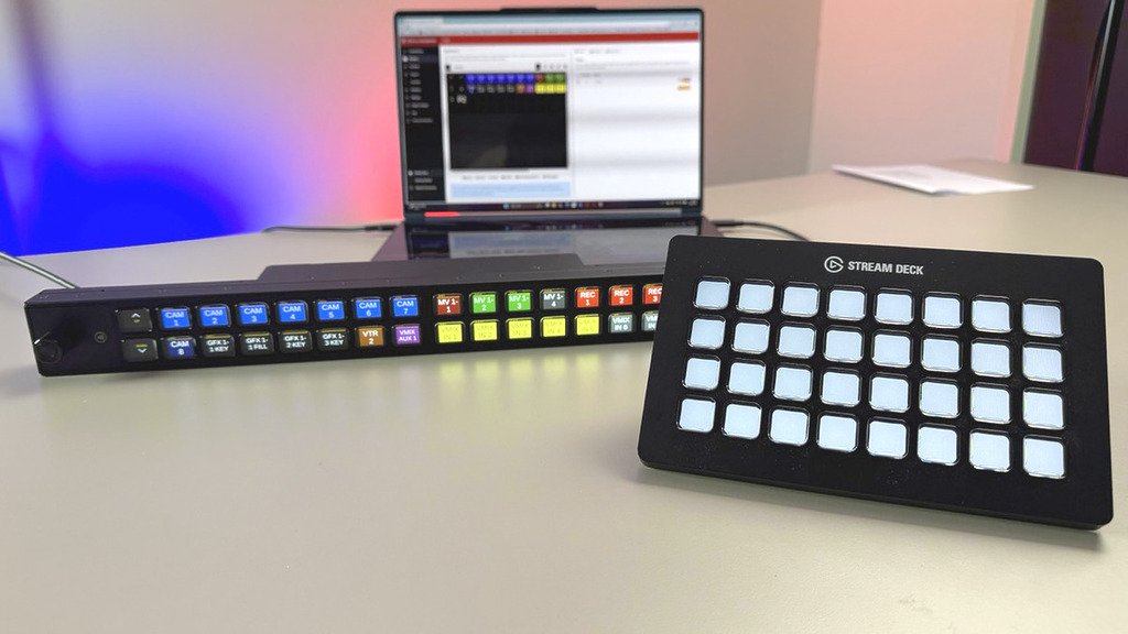 當然可以連接同廠的 Stream Deck 來提供額外操作介面。