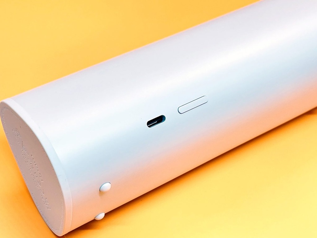根據 Reddit 用戶的報告,過熱問題主要集中在 Sonos Roam 的 USB-C 充電端口,部分產品不僅出現熔化現象,甚至有起火的風險。