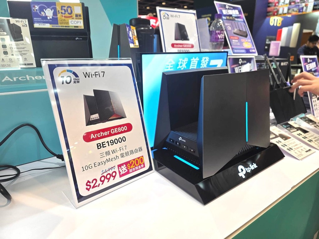 規格達 BE19000 的 Archer GE800 Wi-Fi 7 10G EasyMesh 電競路由器會場價只售 $2,999 還送 $200 超市現金券。