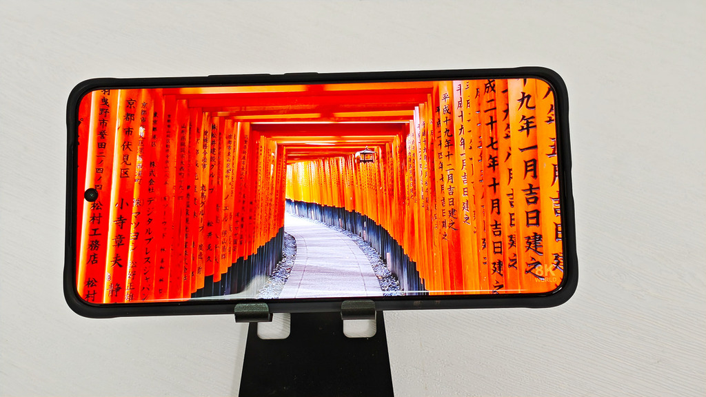 屏幕色彩表現出眾
