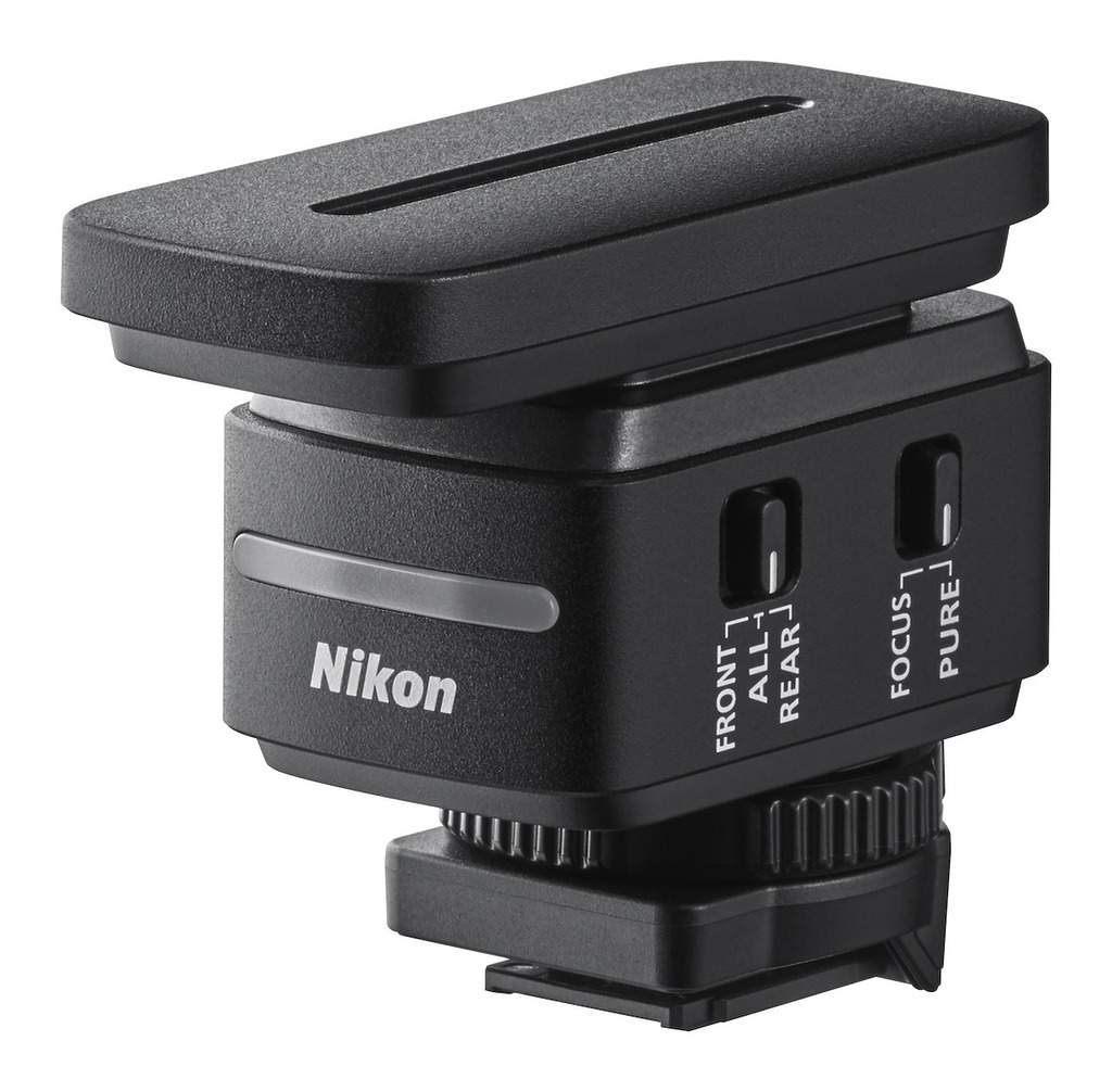 Nikon 同時也有推出配件,是個無線槍型收音咪。