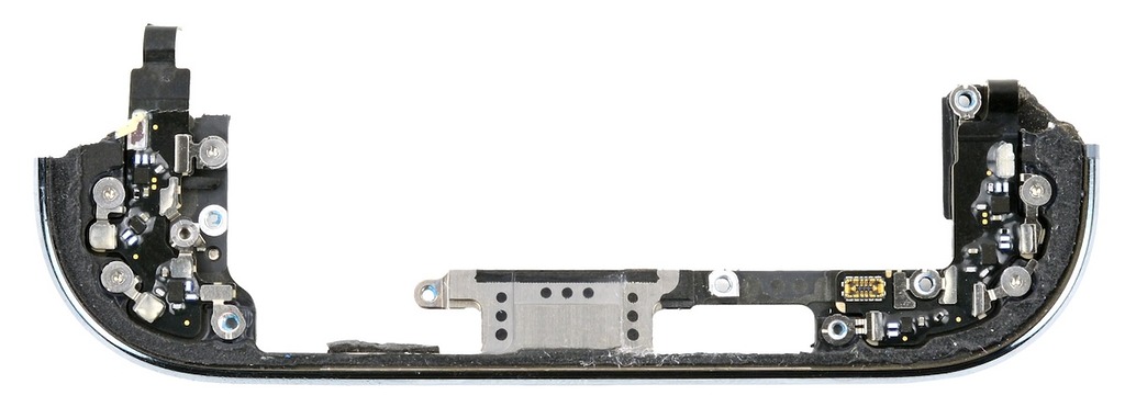 為了令機身更薄,Apple 用了鈦金屬 3D 打印工法來鍛造 USB-C 接口外殼。