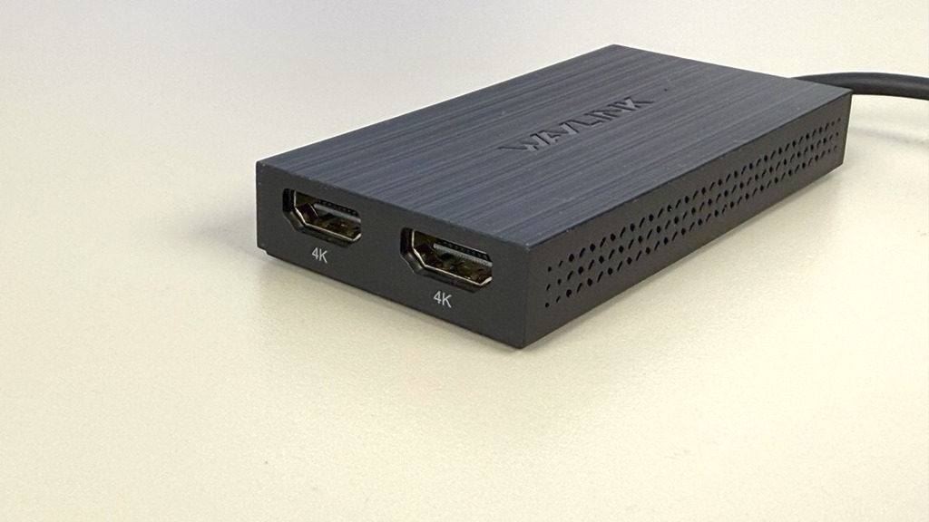 備有兩個 HDMI 2.0 接口。