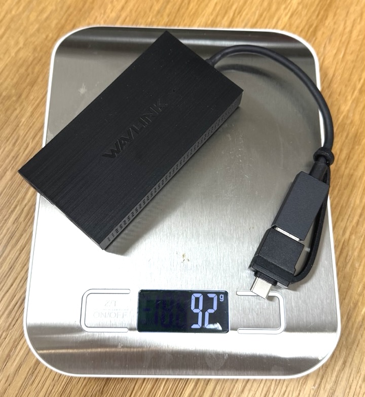 重量只有 92g