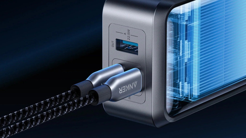 這款行動電源另一個有趣但相信很少人會使用的功能，就是雙 USB-C 輸入充電功能，用家可將這個行動電源同時連接兩組 140W USB-C PD 3.1 充電器，讓 Prime Power Bank 本身獲得高達 250W 的充電功率。