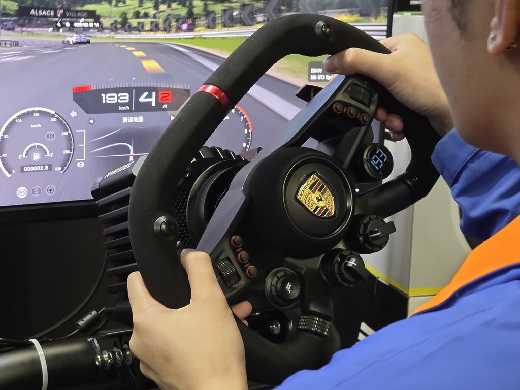 CSL Elite Steering Wheel Porsche Vision GT 方向盤