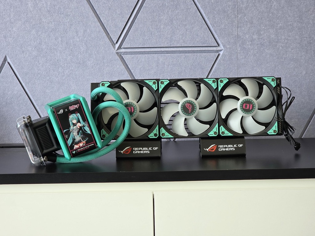 一體水冷 ROG RYUO IV 360 ARGB