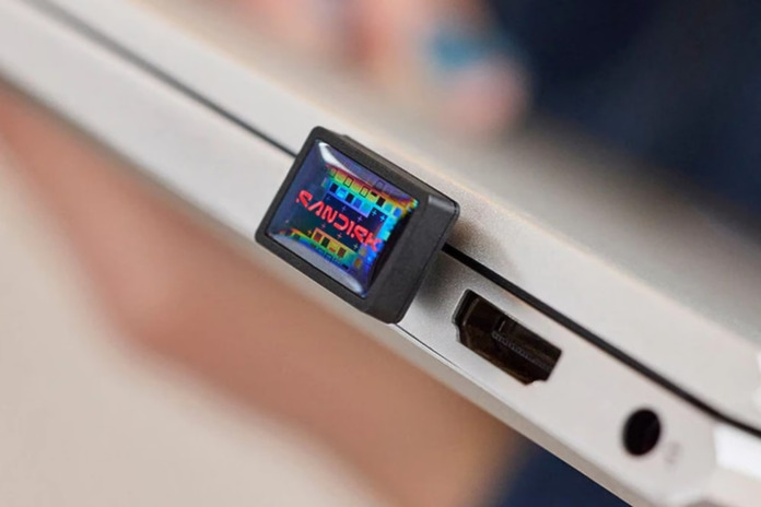 sandisk-extreme-fit-5