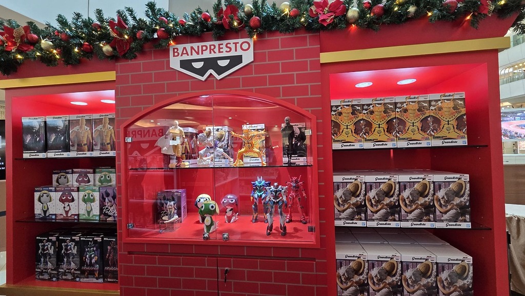 展出最新 FIGURE 系列