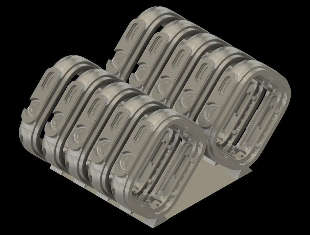 經過 20 小時打印超過 900 層後，錶殼便可進入最後加工程序。