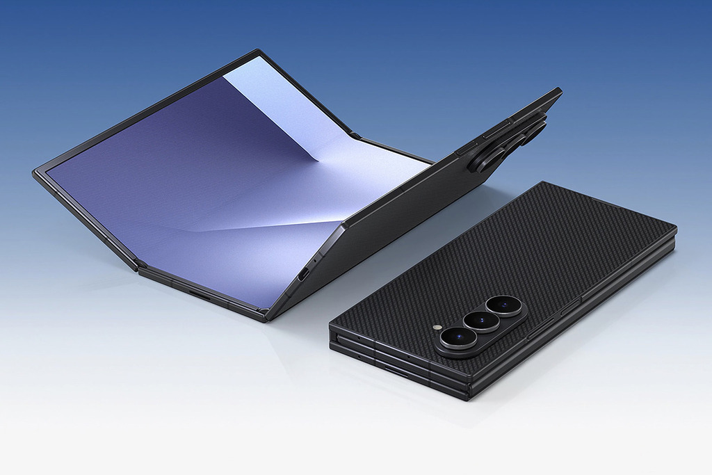 Samsung 首款三摺屏手機 Galaxy Z TriFold。