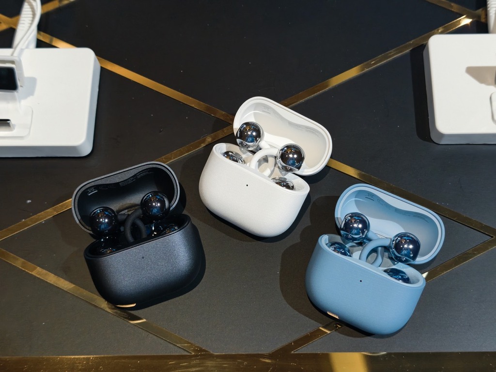 HUAWEI FreeClip 2 提供三色選擇。