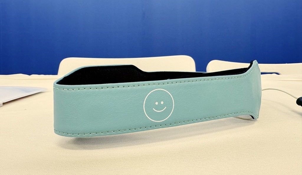 今次研究所使用的腦神經反饋儀器