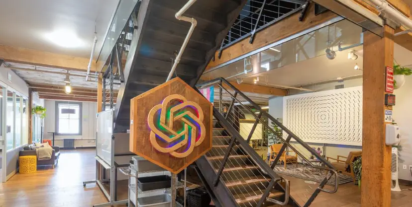 Elon Musk 指控 OpenAI 行政總裁 Sam Altman 及總裁 Greg Brockman 違反 2015 年創立時的承諾，將 OpenAI 轉型為營利公司。