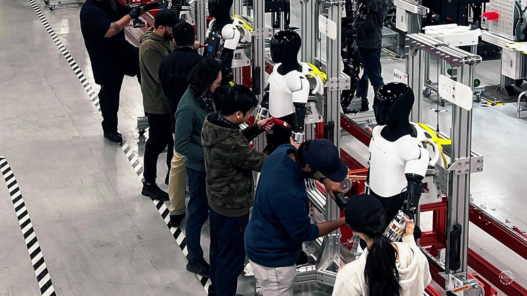 Tesla Optimus Gen 3 展開量產,較 Elon Musk 早前的計劃提早了很多。