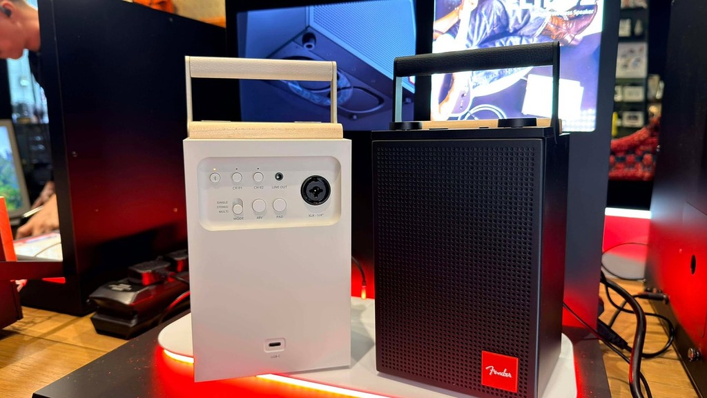 ELIE 60 和 ELIE 12 不單是藍牙接連手機那麼簡單，在簡約的設計裡面，原來兩款型號均支援藍牙 5.3、XLR / 1/4" 音源輸入、兩個超低延遲無線頻道，最多可同時處理 4 個音源。