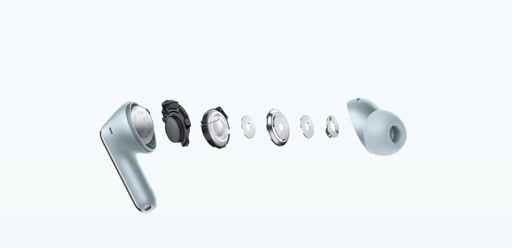 音響設計上用上同軸三驅動單元，讓三頻處理更突出。