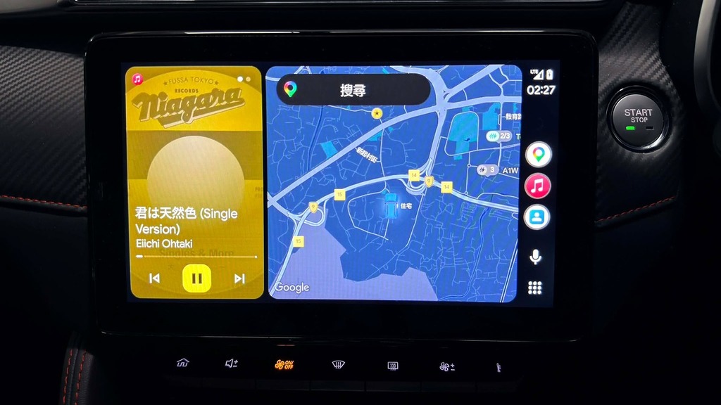 Android Auto 的介面，其實和 CarPlay 差不多，同樣可以將應用，例如 Apple Music 和 Google Map 以左右分屏顯示，操作也相當順暢。