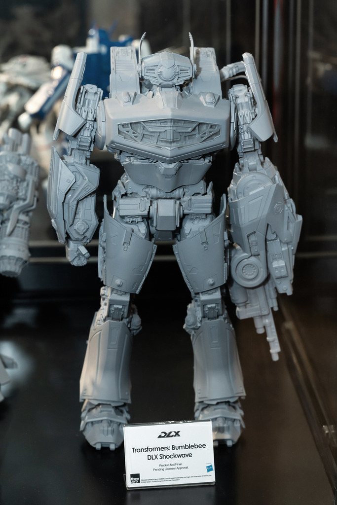 變形金剛《大黃蜂》DLX 震盪波