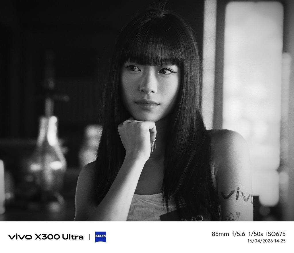 換上黑白效果也相當有 mood