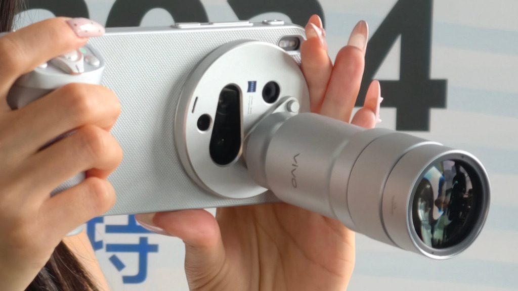 配合增距鏡，讓 vivo X300 Ultra 在遠攝的效果能遠超一眾品牌。