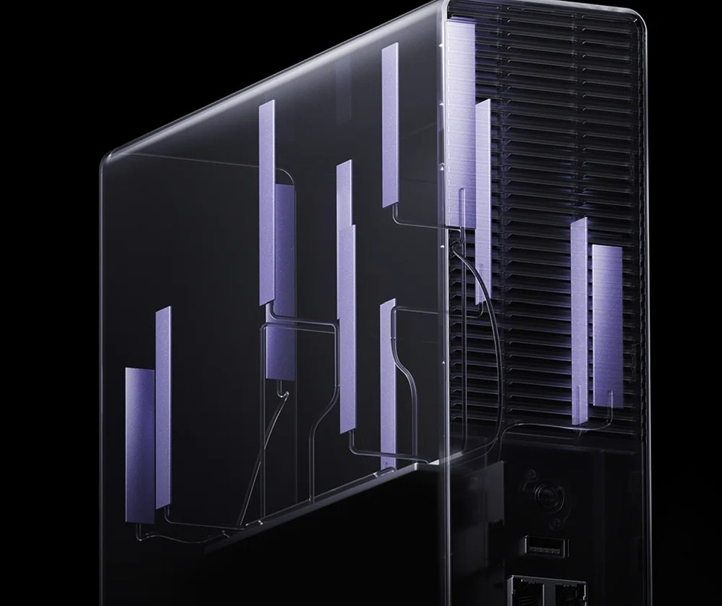 內建 12 支高增益天線。