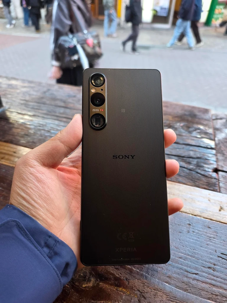 過去只有日本本地販售的 Android 手機，例於 Sony Xperia 和 SHARP AQUOS 系列，才內建 Felica 相關功能