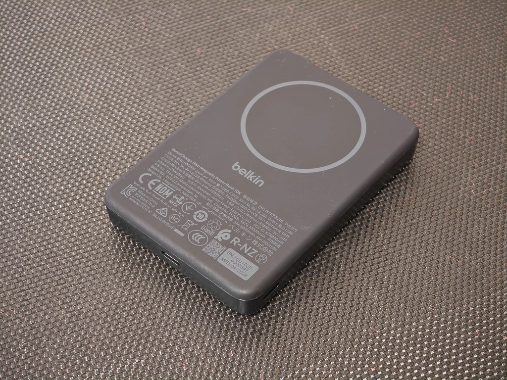 Belkin BoostCharge 磁吸行動電源 10K（BPD015qcBK）