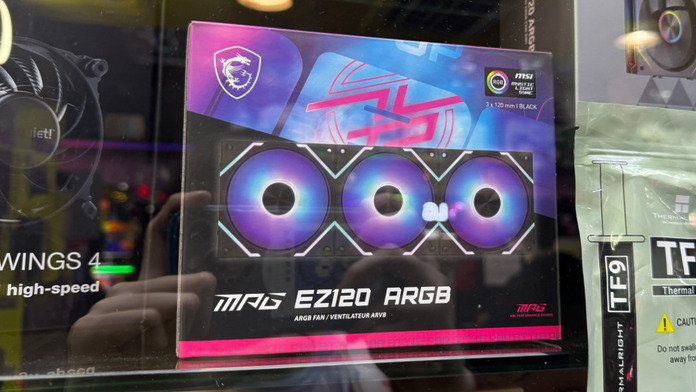 msi-mpg-ez120-argb-fan-01 MSI MPG EZ120 ARGB (3-Fan Pack w/ Hub)