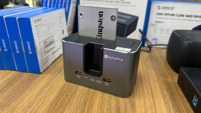 alphaplus-external-hdd-ssd-dock-with-multiple-interface-01 AlphaPlus 多功能硬碟底座