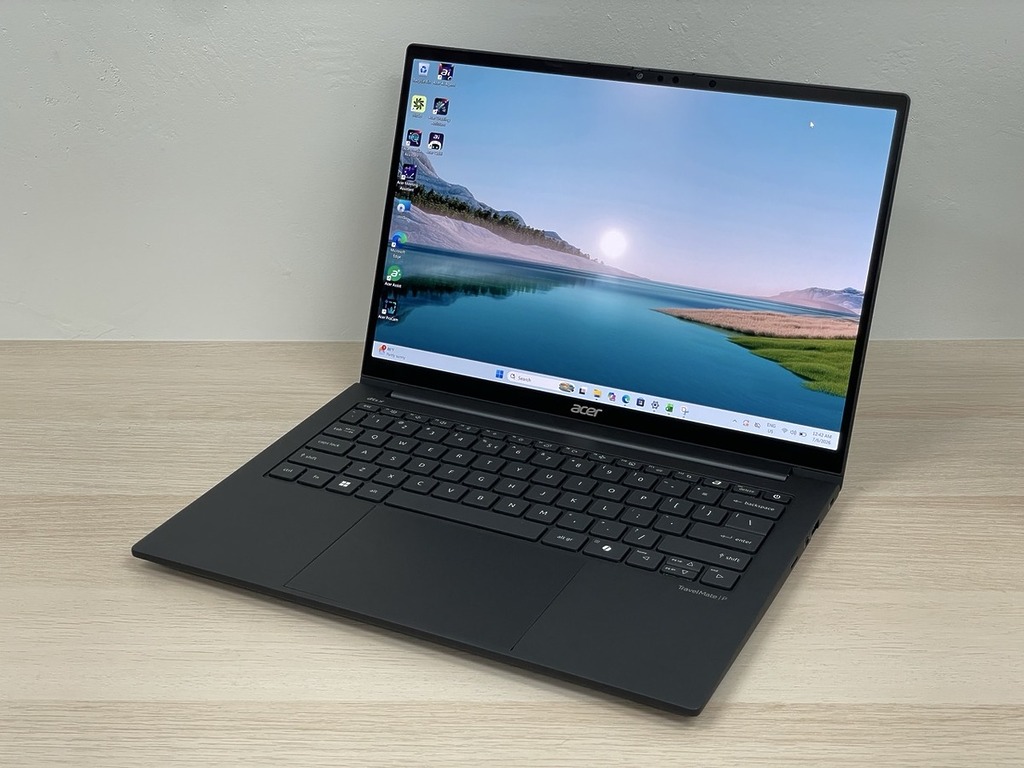 Acer TravelMate P6 14 AI