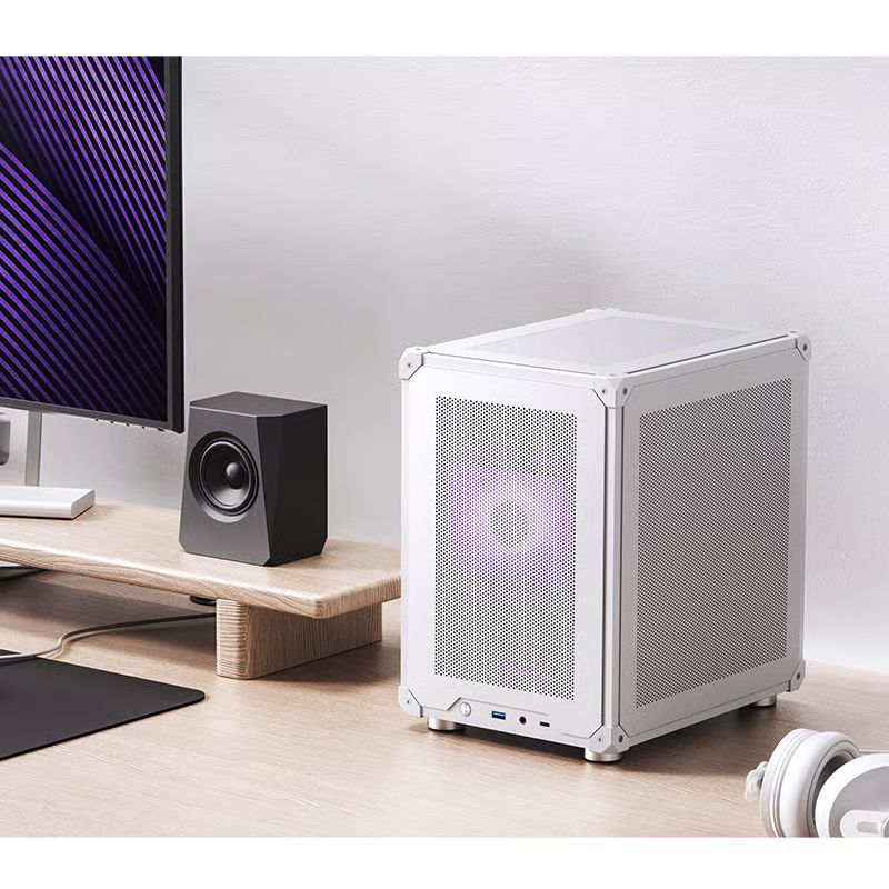 Micro-ATX 主機板可考慮 Jonsbo C6,其實也有點似大號 Steam Machine。