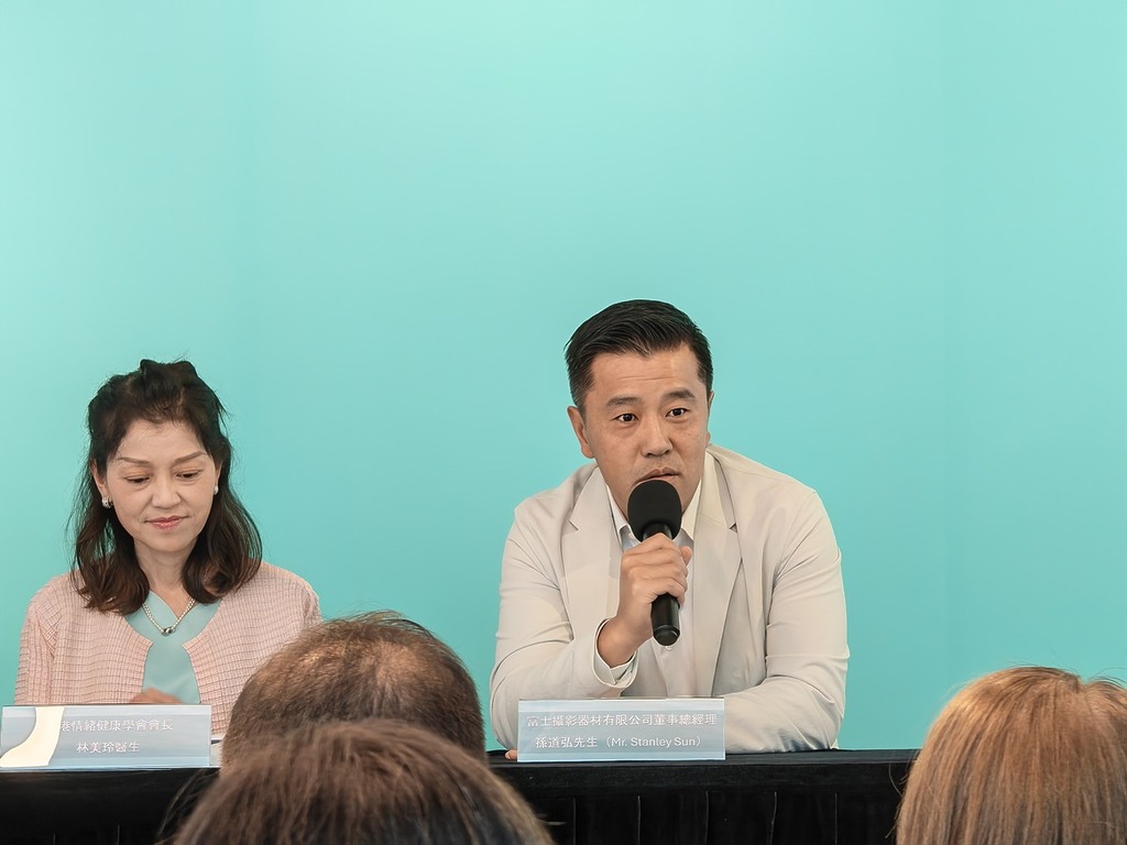 富士攝影器材有限公司董事總經理孫道弘先生希望以品牌最核心的產品哲學回應社會需要。