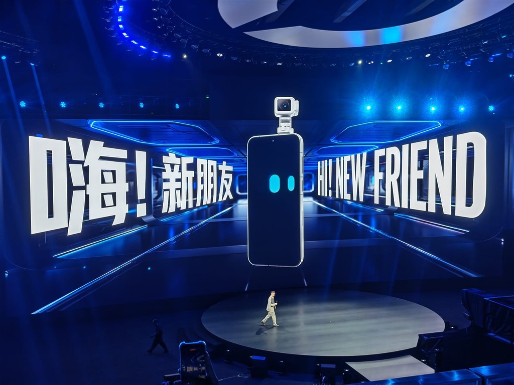 HONOR 今晚發表全球首款內置雲台相機手機 HONOR Robot Phone。