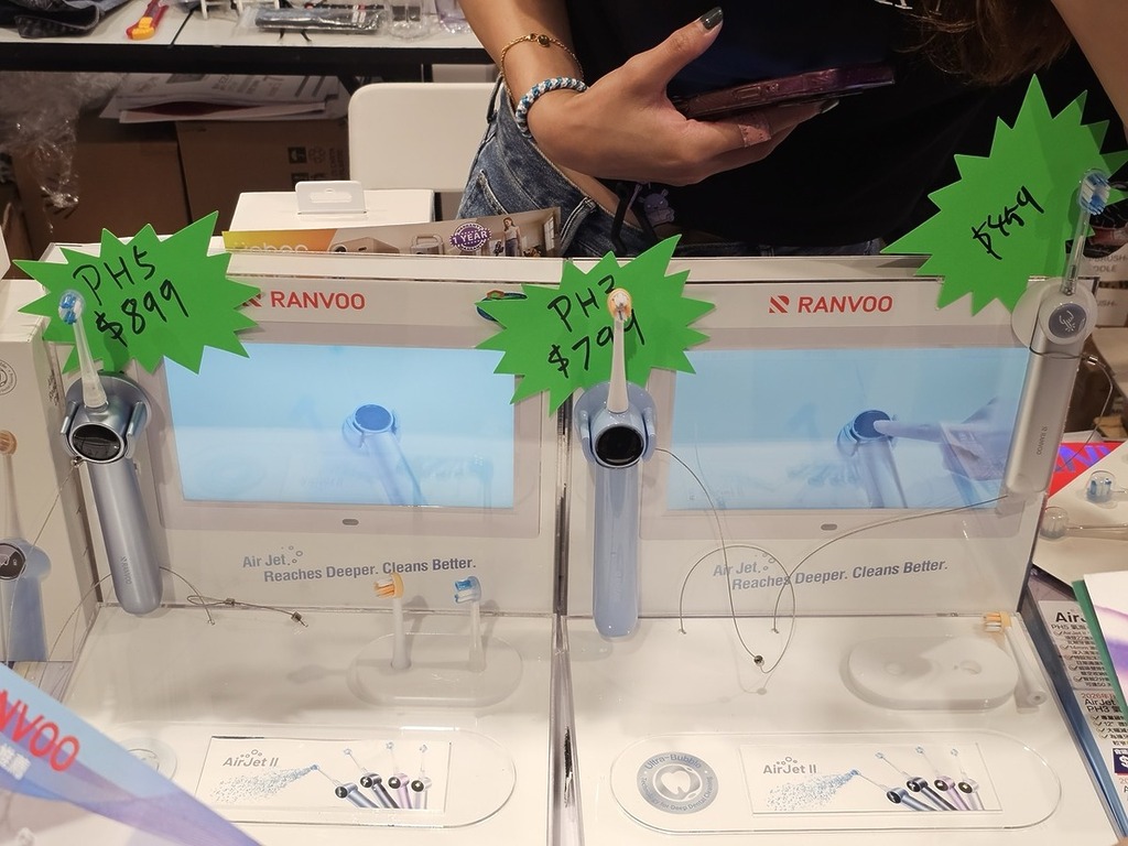 RANVOO AirJet 微氣泡專利技術牙刷 PH3：$799、PH5：$899